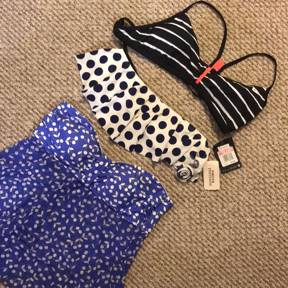Women’s bathing suit top bundle